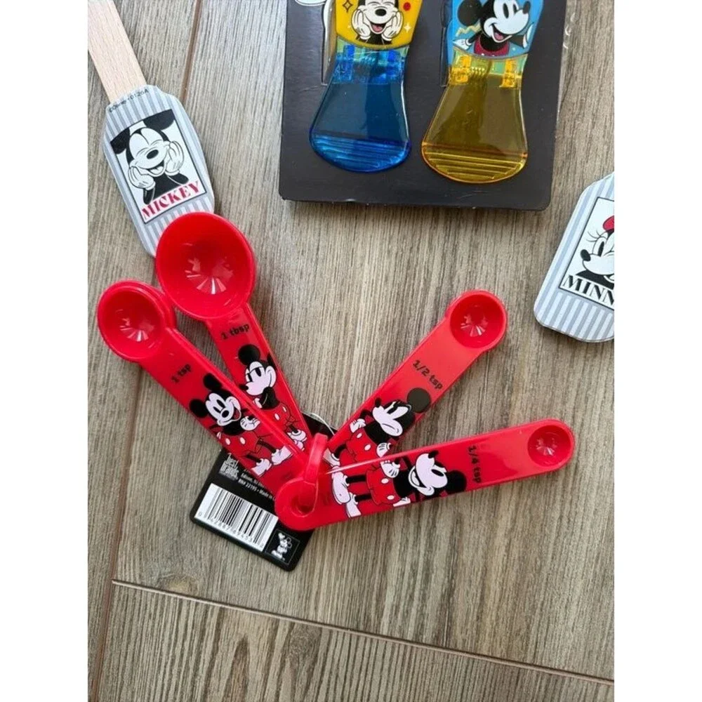 Snack clips